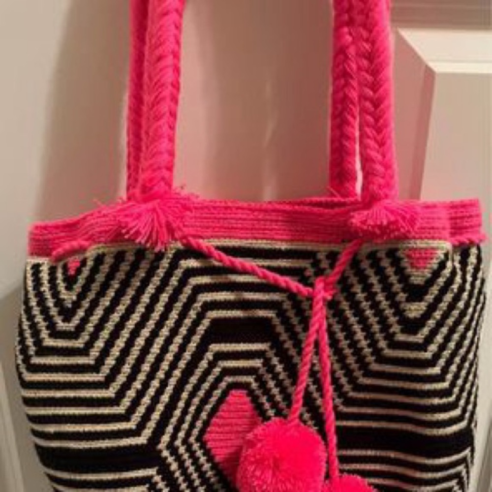 Fun Shoulder bag, hand-made in Colombia
